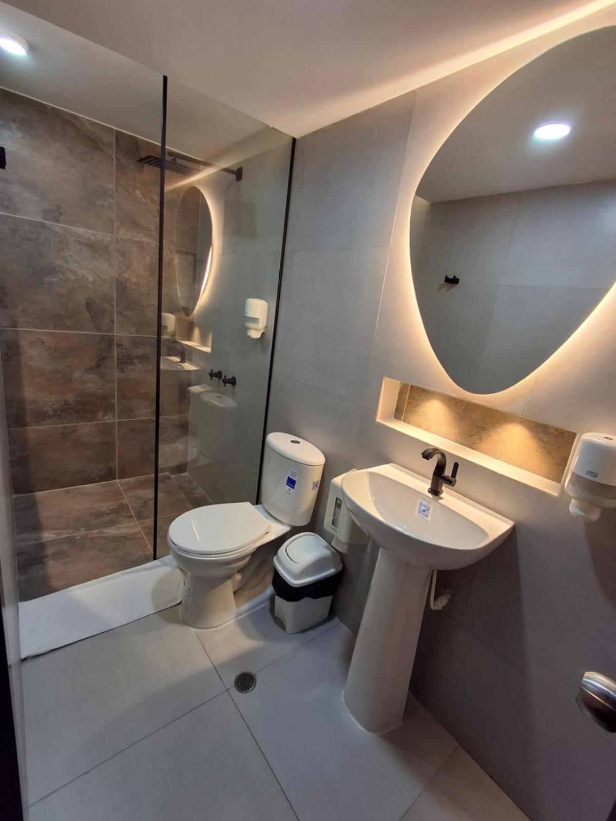 Hotel Leon Dorado بوكارامانغا المظهر الخارجي الصورة