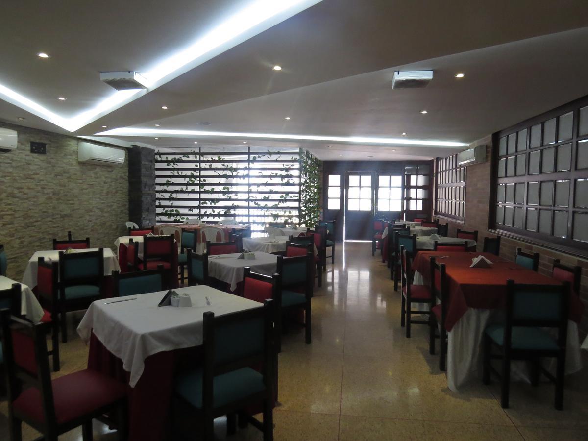 Hotel Leon Dorado بوكارامانغا المظهر الخارجي الصورة